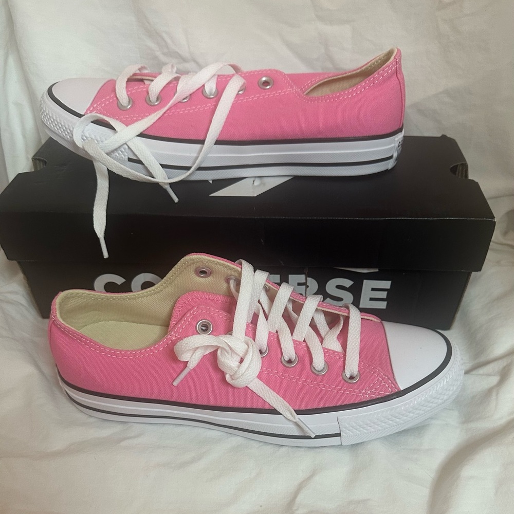 Bright Pink Converse Chuck Taylor All Star Low Tops